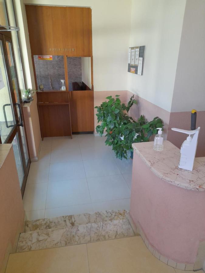 Fenerite Family Hotel Тарговыште Экстерьер фото