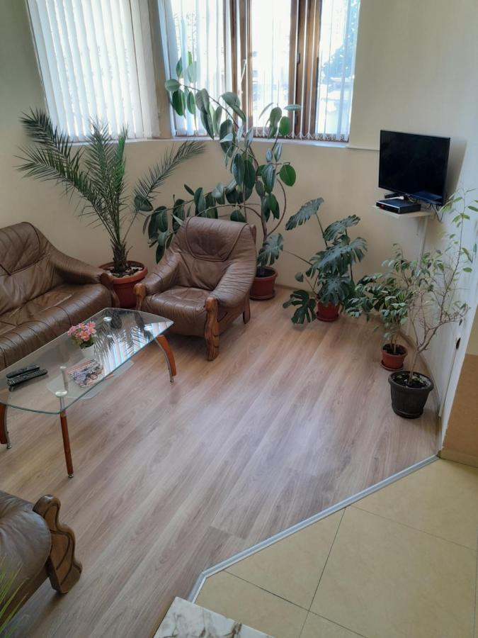 Fenerite Family Hotel Тарговыште Экстерьер фото