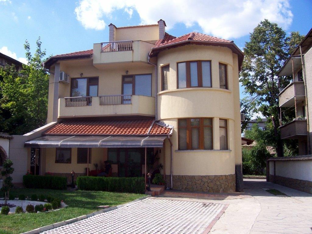 Fenerite Family Hotel Тарговыште Экстерьер фото