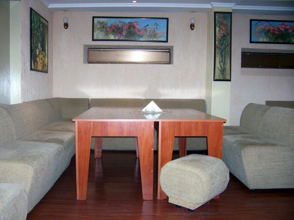 Fenerite Family Hotel Тарговыште Экстерьер фото