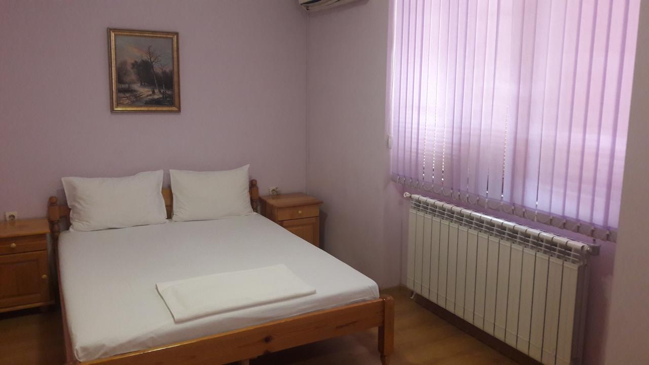 Fenerite Family Hotel Тарговыште Экстерьер фото